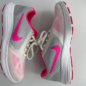 Nike Renegade 3 Running Shoes